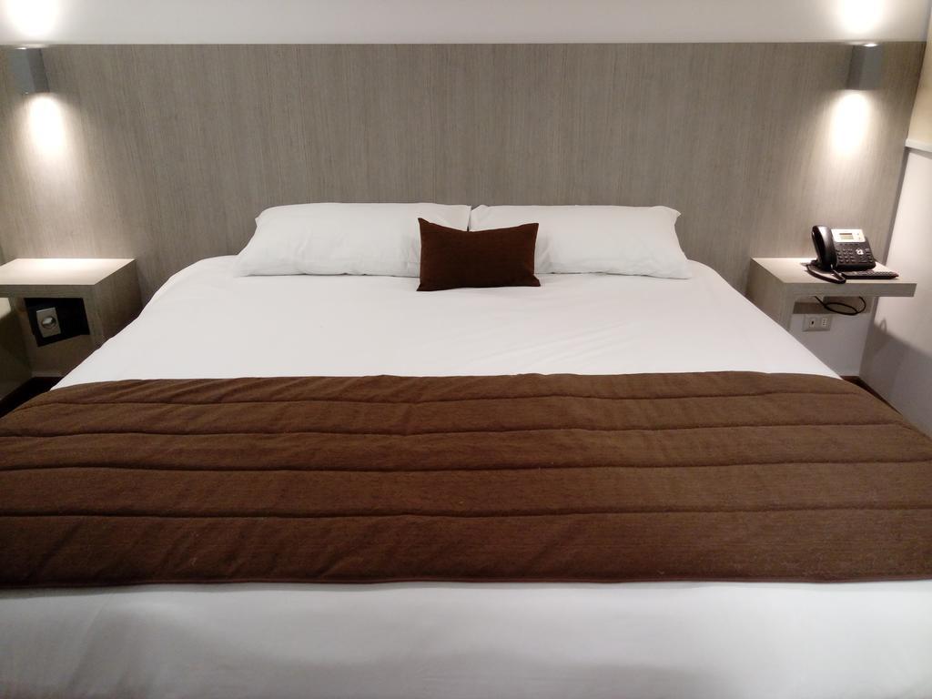 סנטיאגו Hotel Elisa Cole מראה חיצוני תמונה