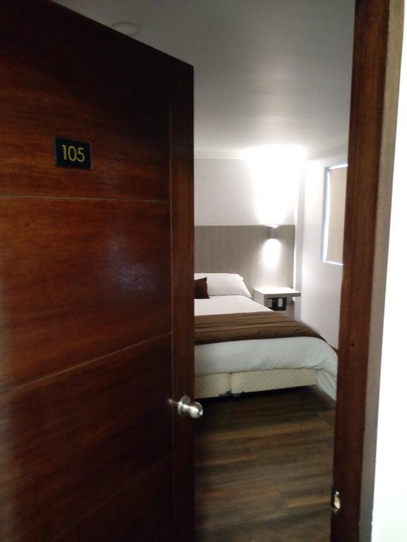 סנטיאגו Hotel Elisa Cole מראה חיצוני תמונה