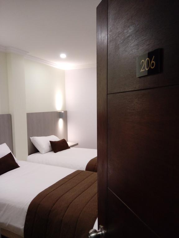 סנטיאגו Hotel Elisa Cole מראה חיצוני תמונה